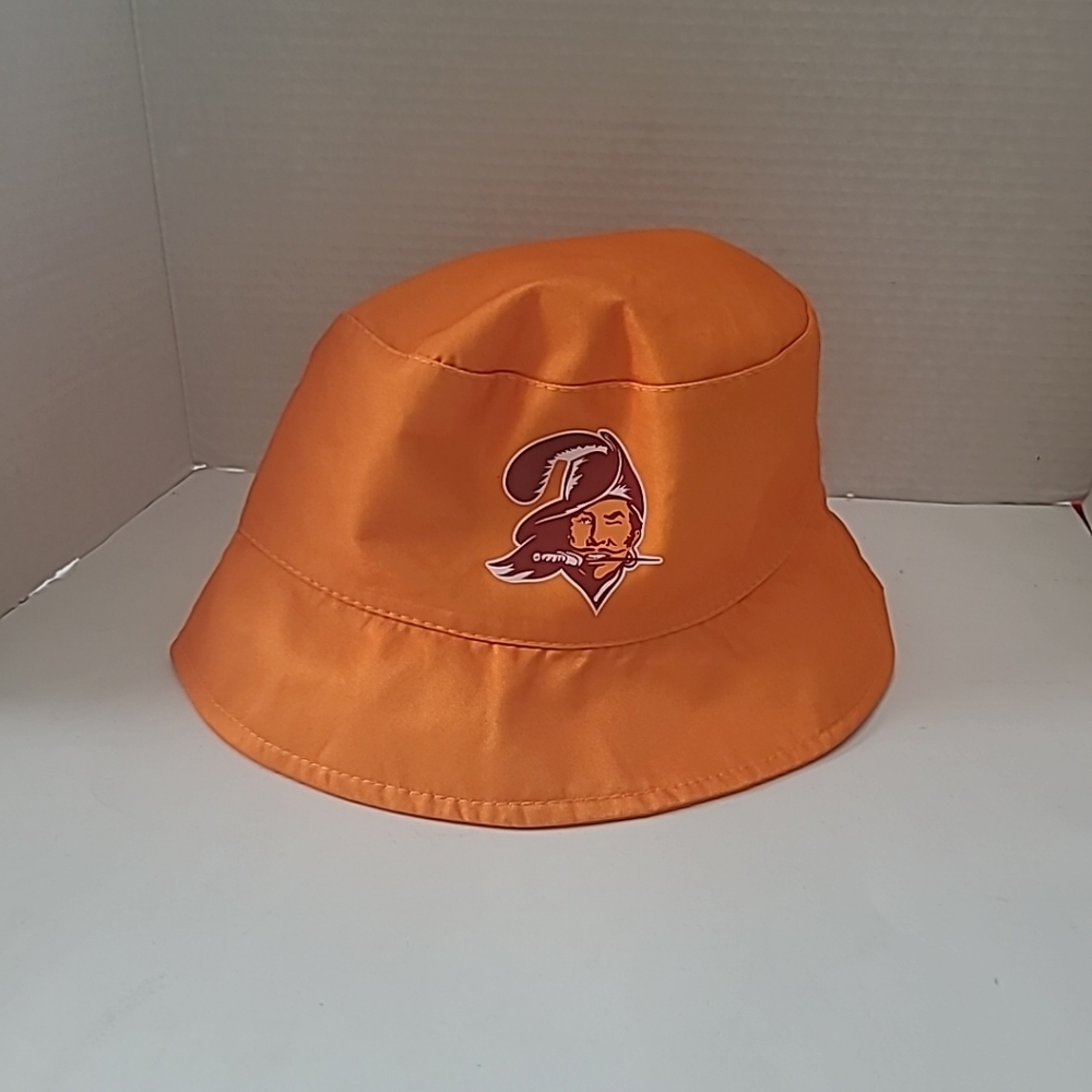Tampa Bay Buccaneers Bucket Hat Iconic Creamsicle Color, Pre-owned.